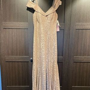 R&M Richardson bridesmaids dress.style 2047 champagne. Size 4 new with tags